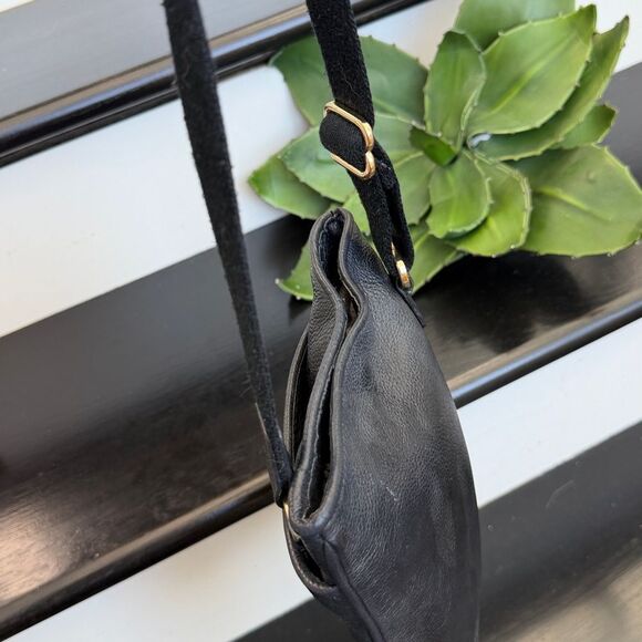 Michael Kors Fulton Leather Crossbody Shoulder purse  Slim Messenger soft - Picture 5 of 10